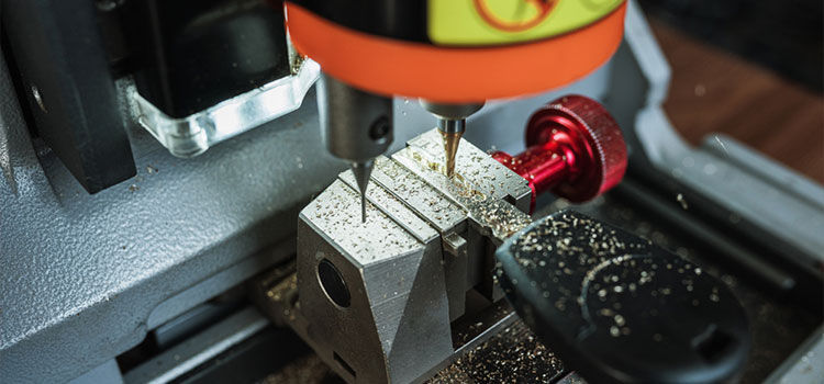 Locksmith Car Key Maker in Dover, AB