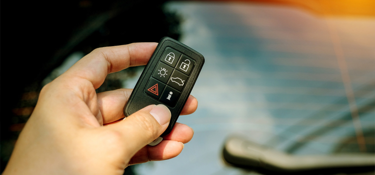 Car Key Programming Cost in South Airways, AB