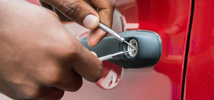 Automotive Key Locksmith in Redstone, AB