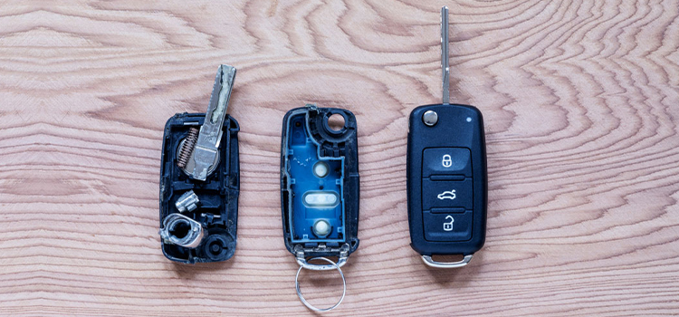 Broken Car Keys Fobs in Evergreen, AB
